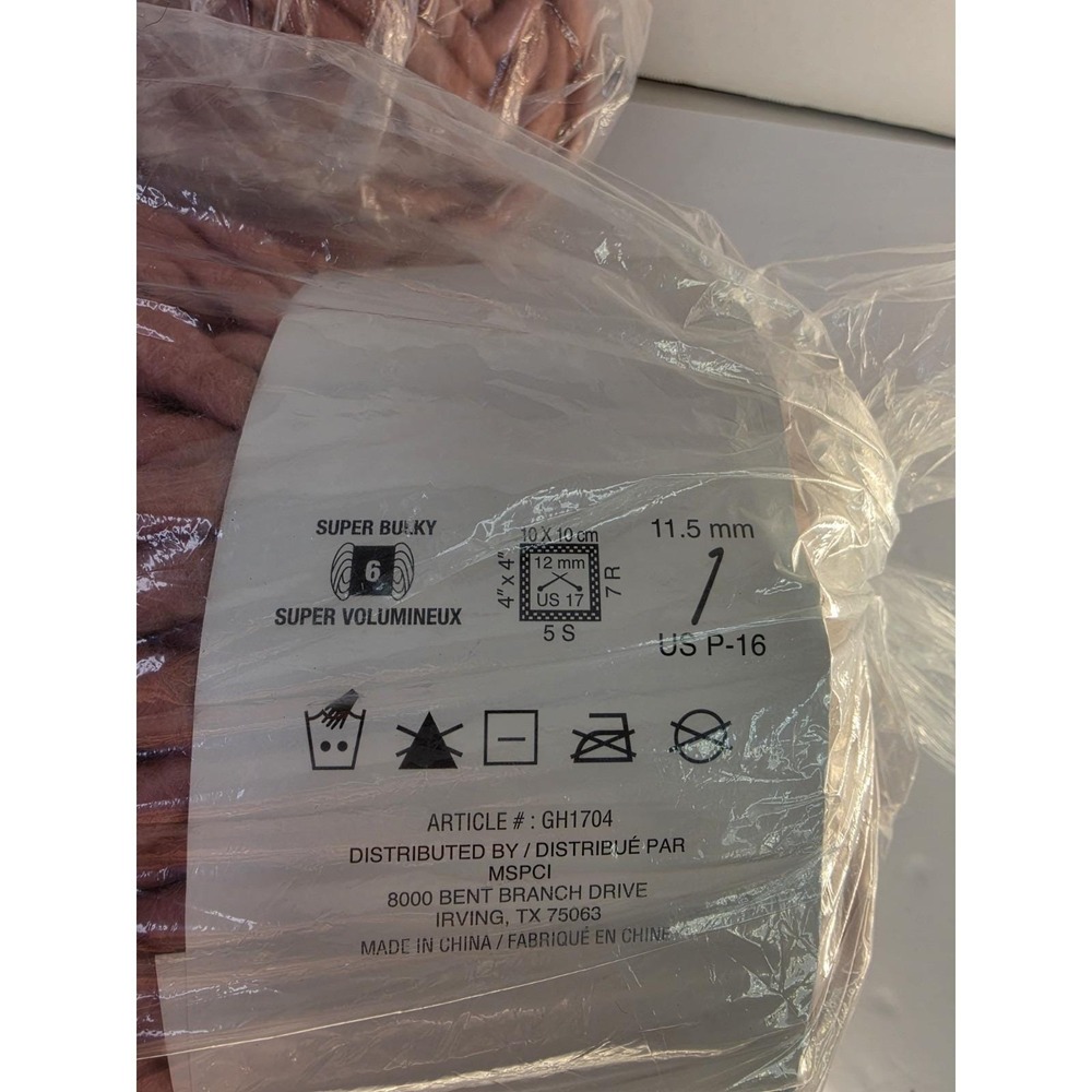 Loops & Threads Indie Super Bulky Yarn Dusty Pink Approx 1.75 Skeins - Picture 4 of 5